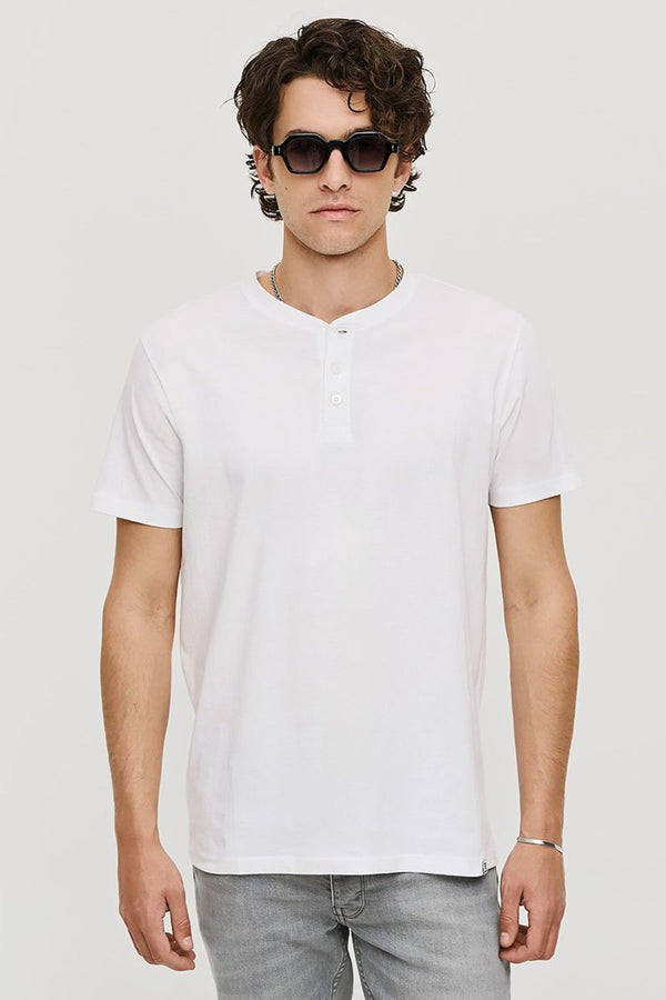 Ανδρικό T-Shirt με Κουμπάκια στο Λαιμό Λευκό Brokers